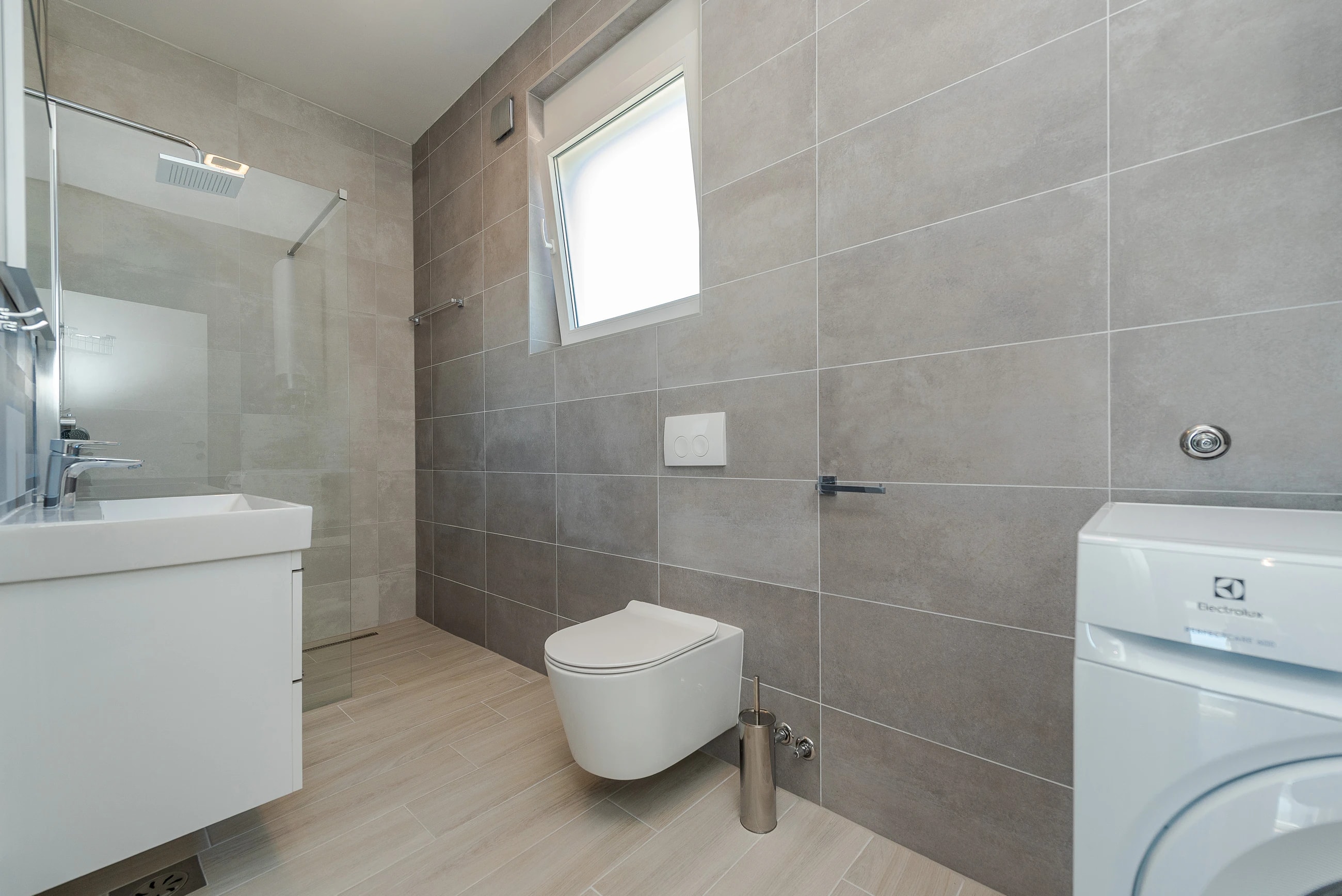 Second contemporary bathroom at Three-Bedroom Apartment with Private Pool Near the Sea